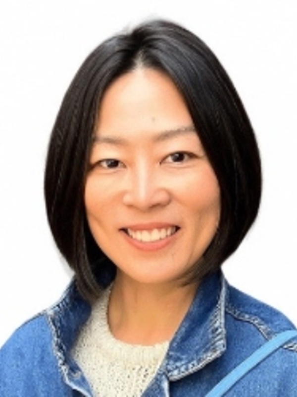 Dr Lily Song