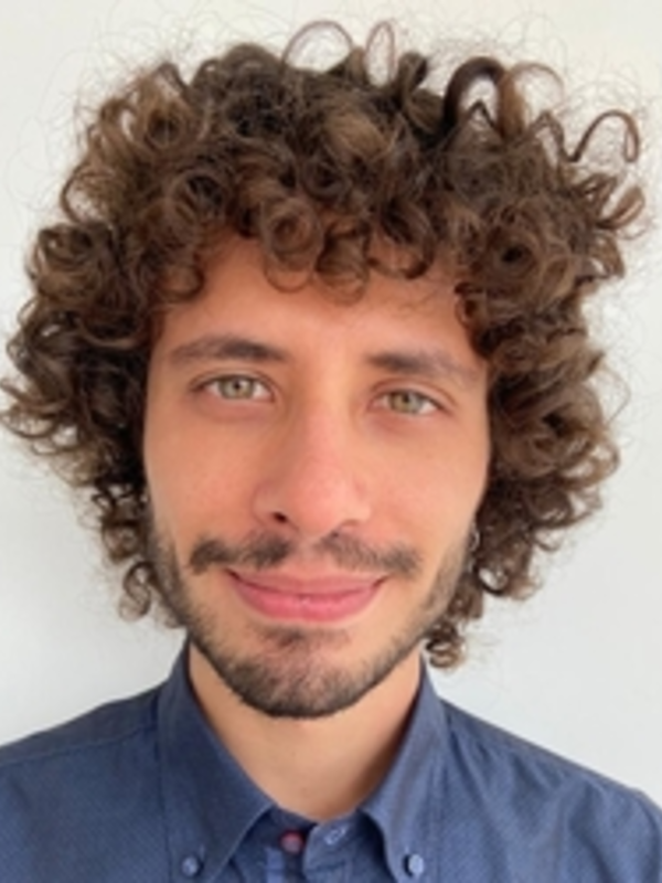  Caio Augusto Martins Simoneti