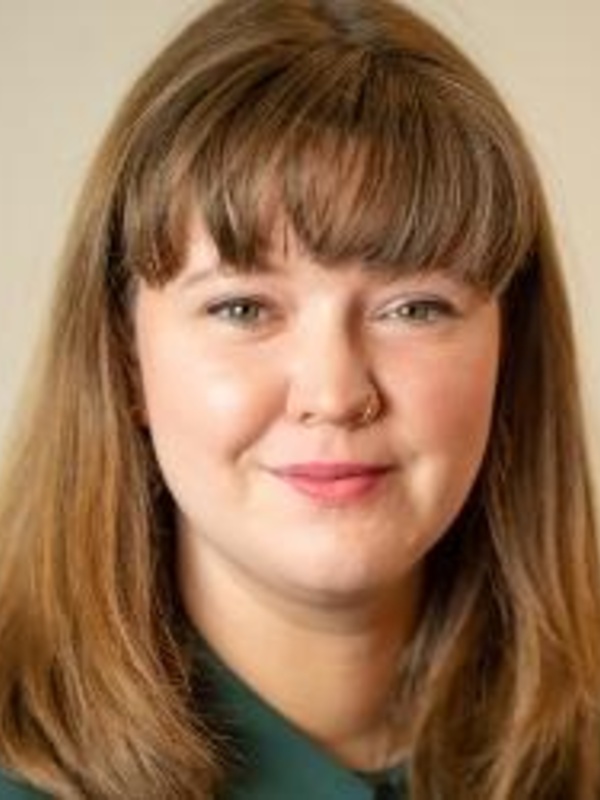 Dr Claire Crawford