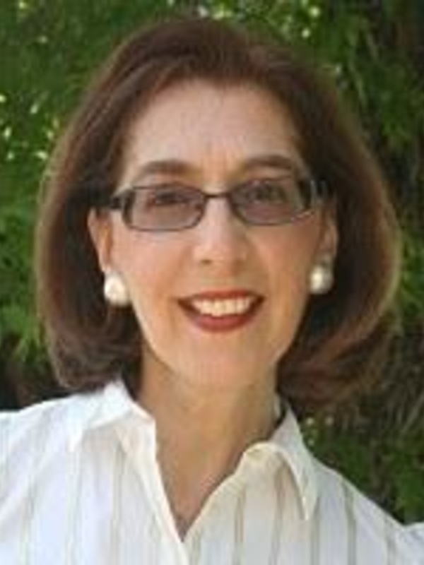 Dr Roxane Farmanfarmaian