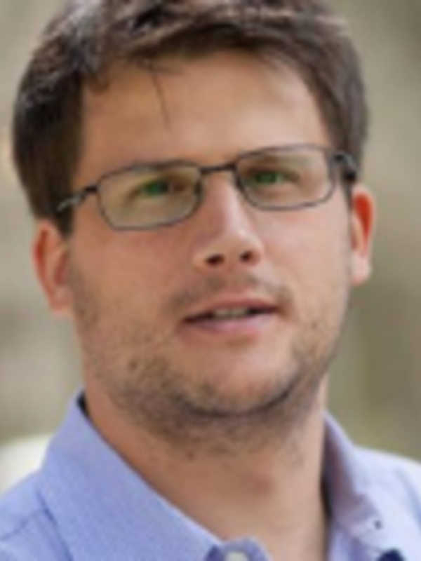 Dr Steven Ward